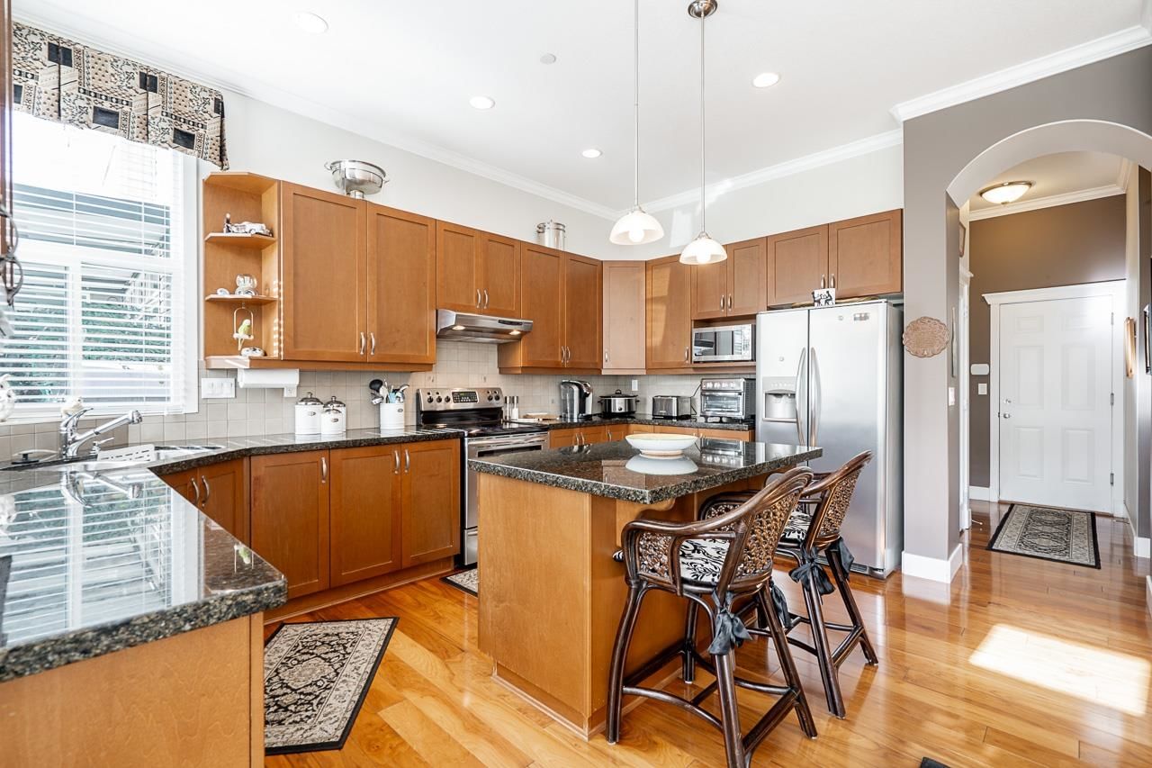 Listing Image 12