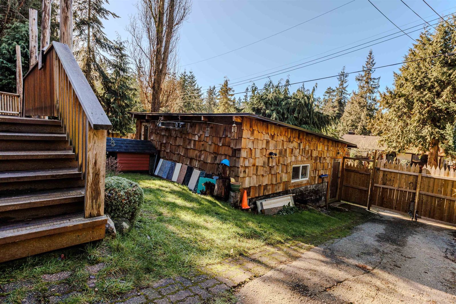 Listing Image 17