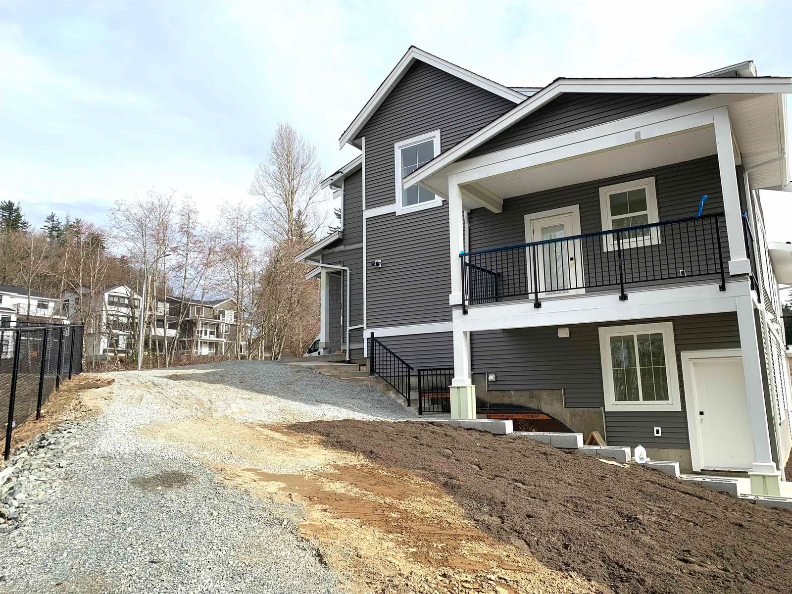 Listing Image 5