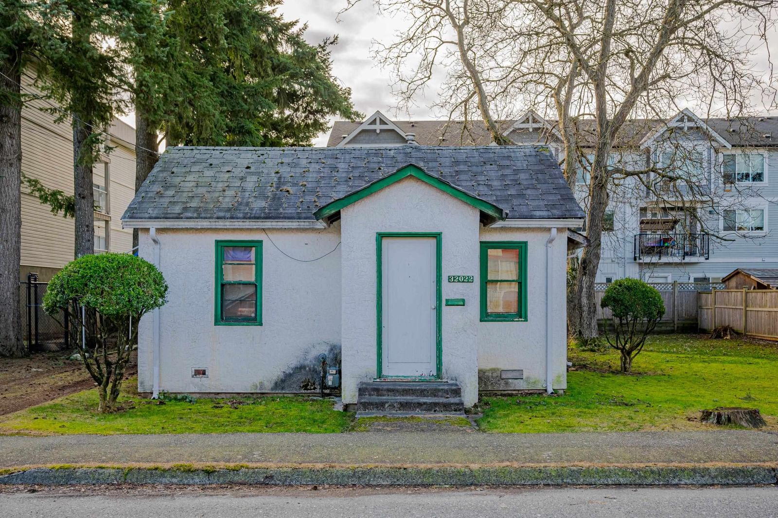 Listing Image 1