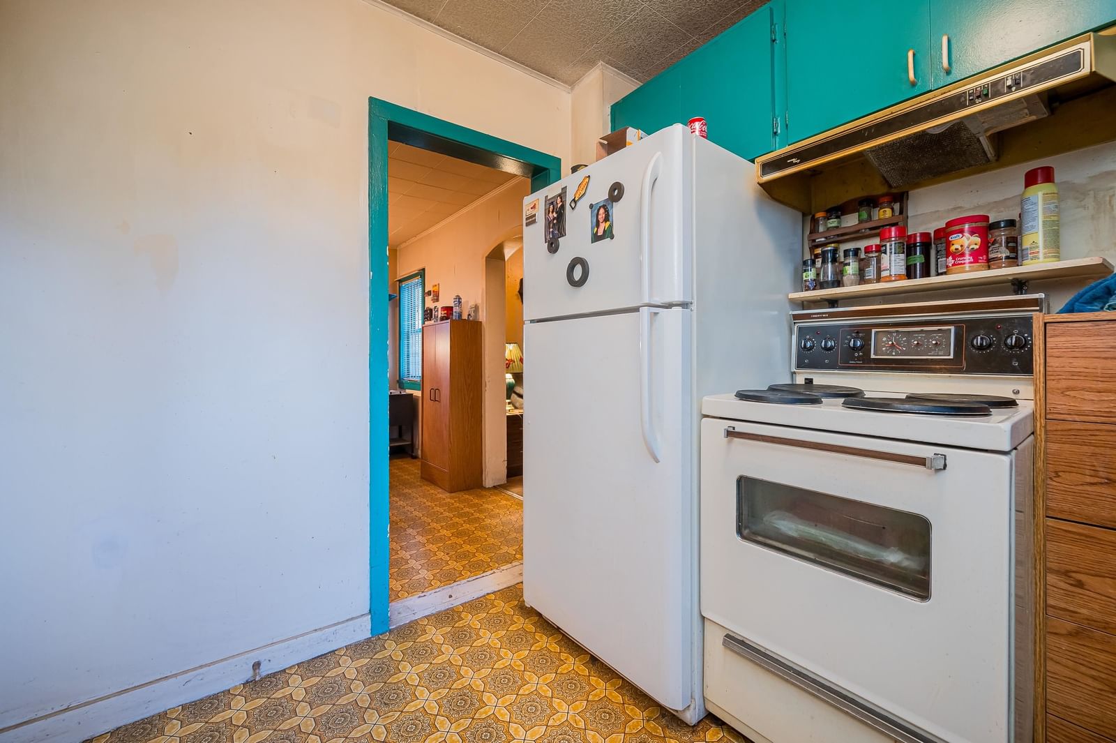 Listing Image 10