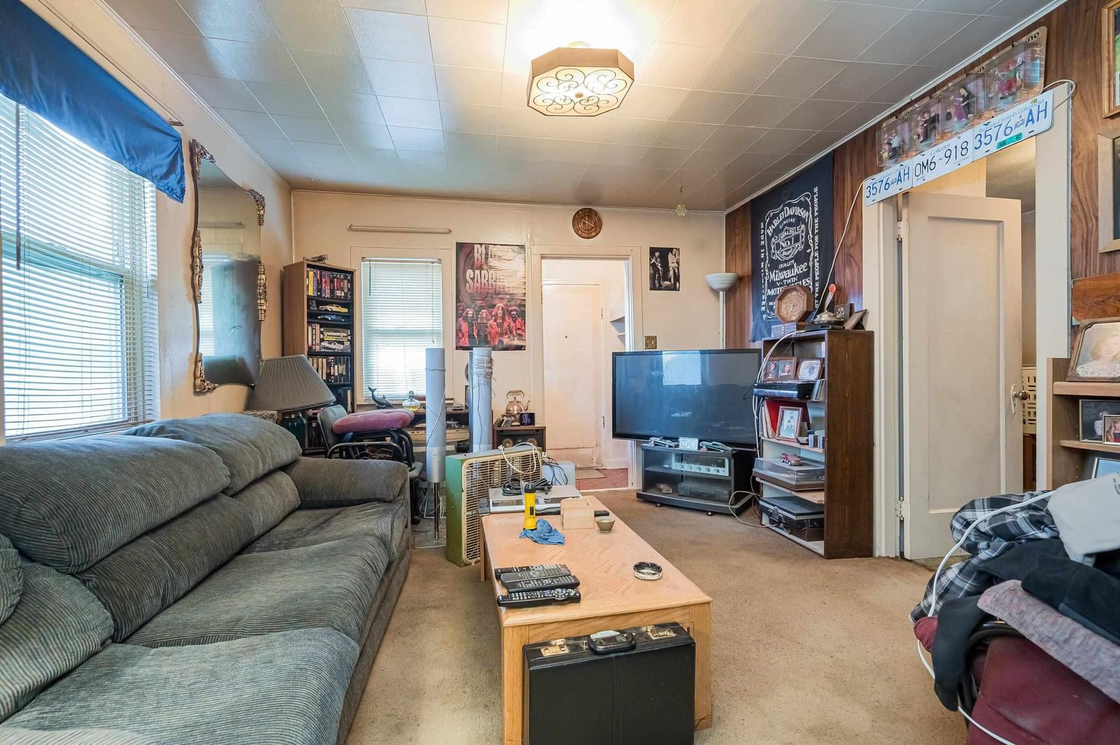 Listing Image 5