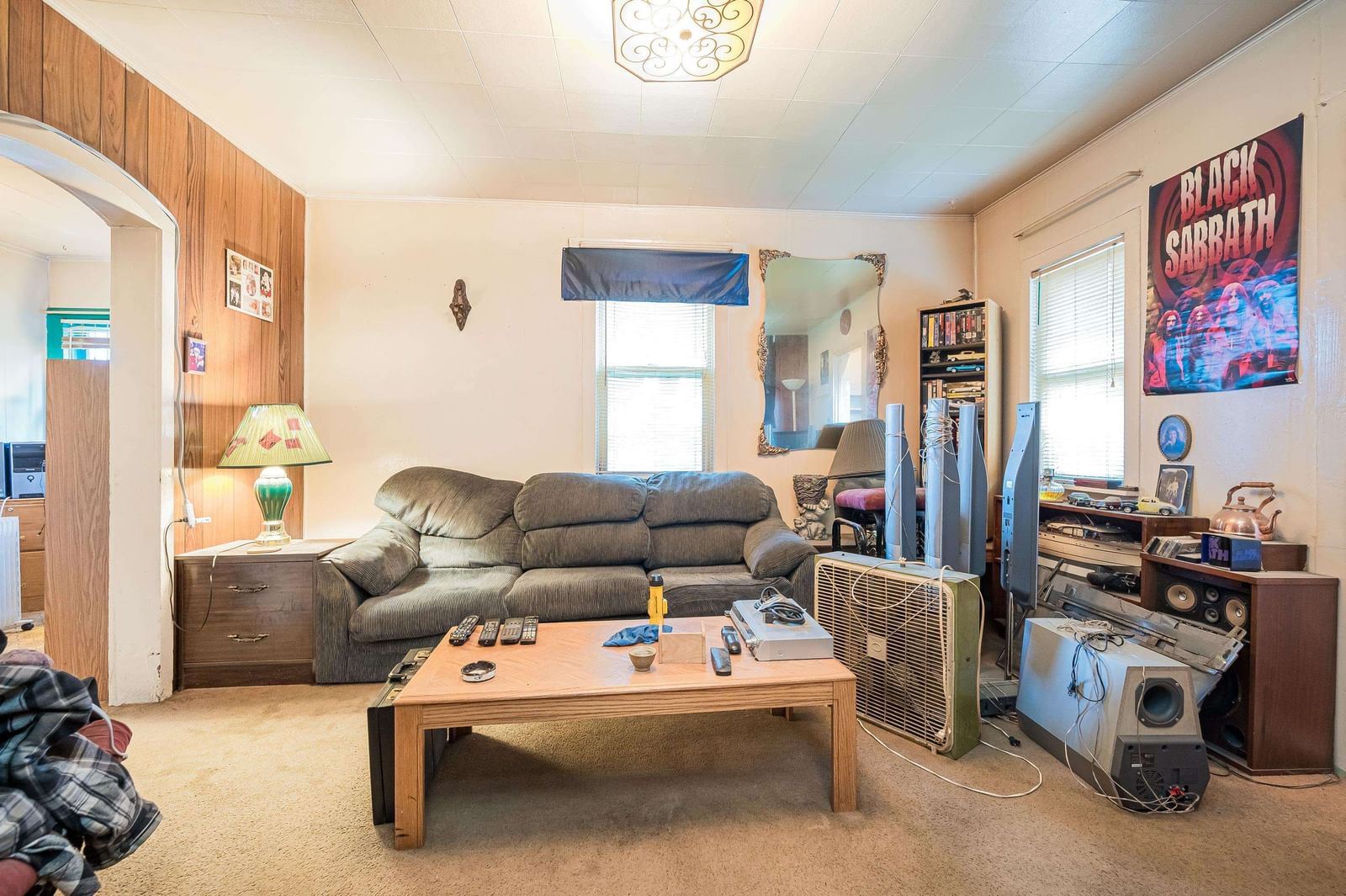 Listing Image 6