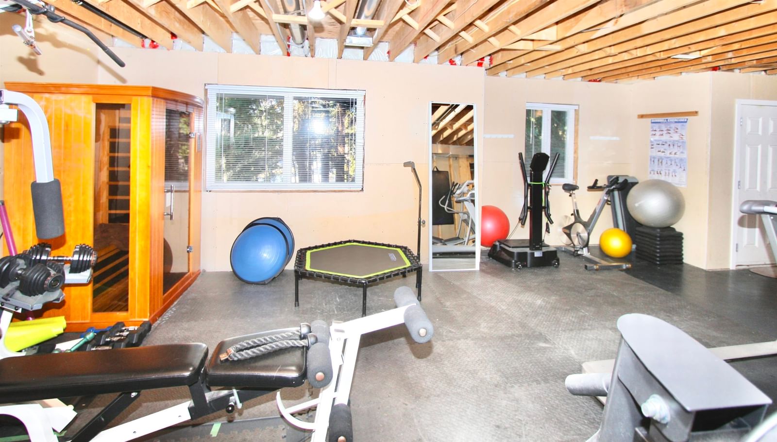 Listing Image 33