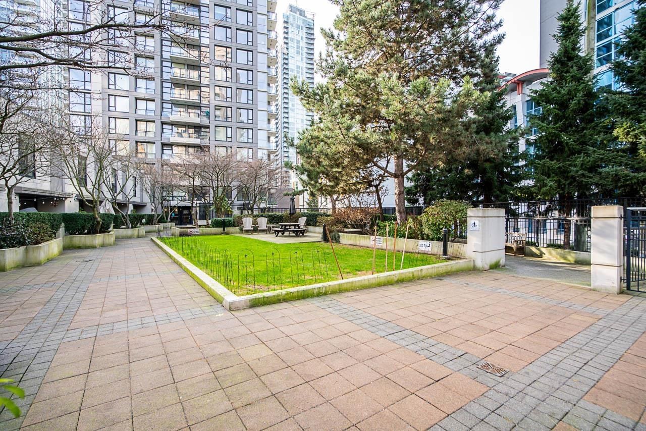 Listing Image 15