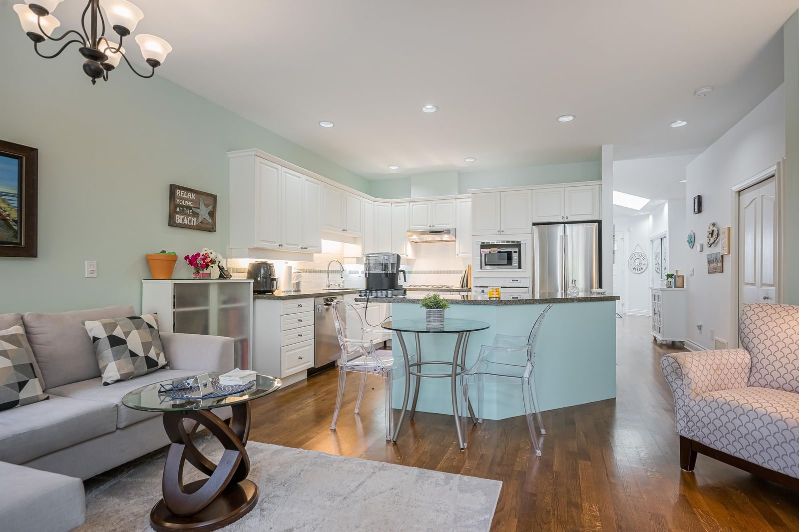 Listing Image 15