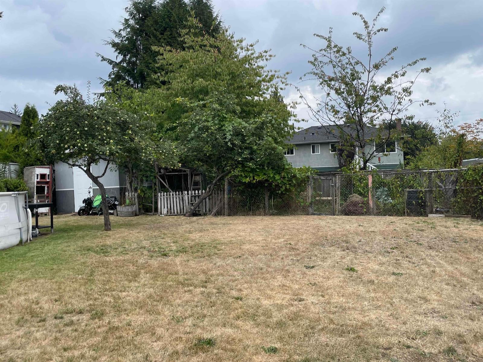 Listing Image 10