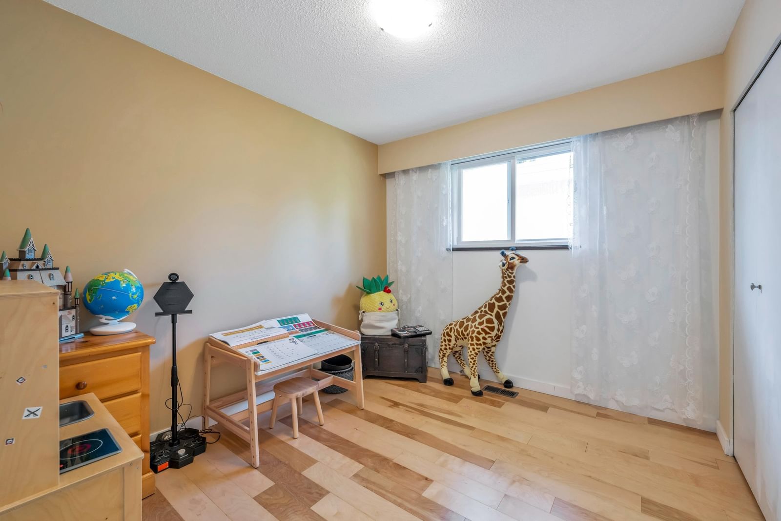 Listing Image 20