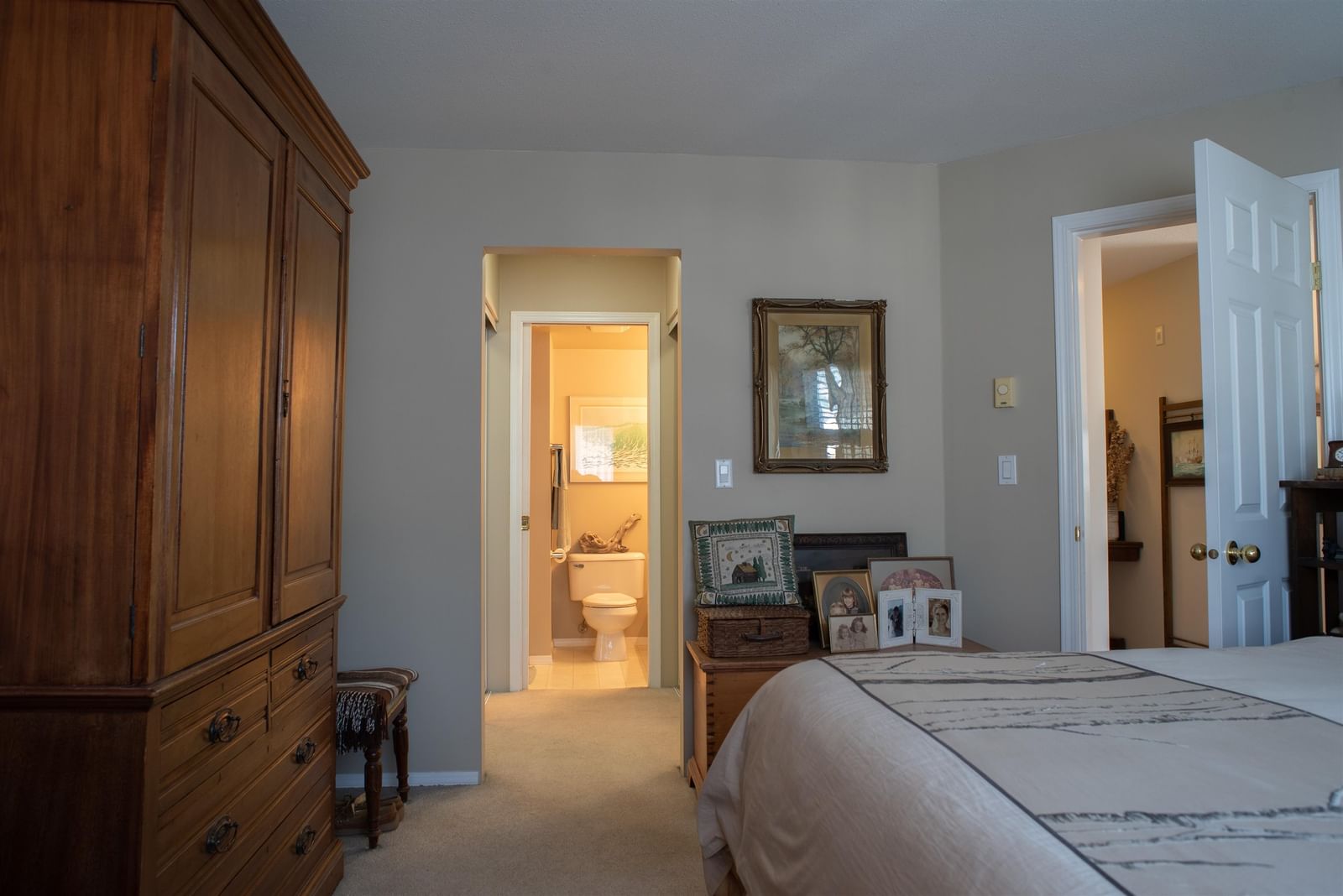 Listing Image 17