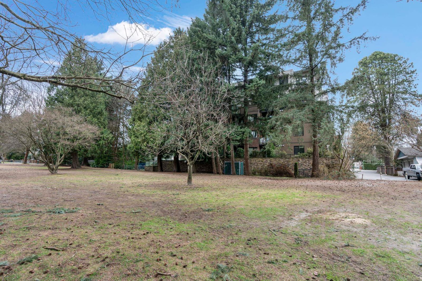 Listing Image 26