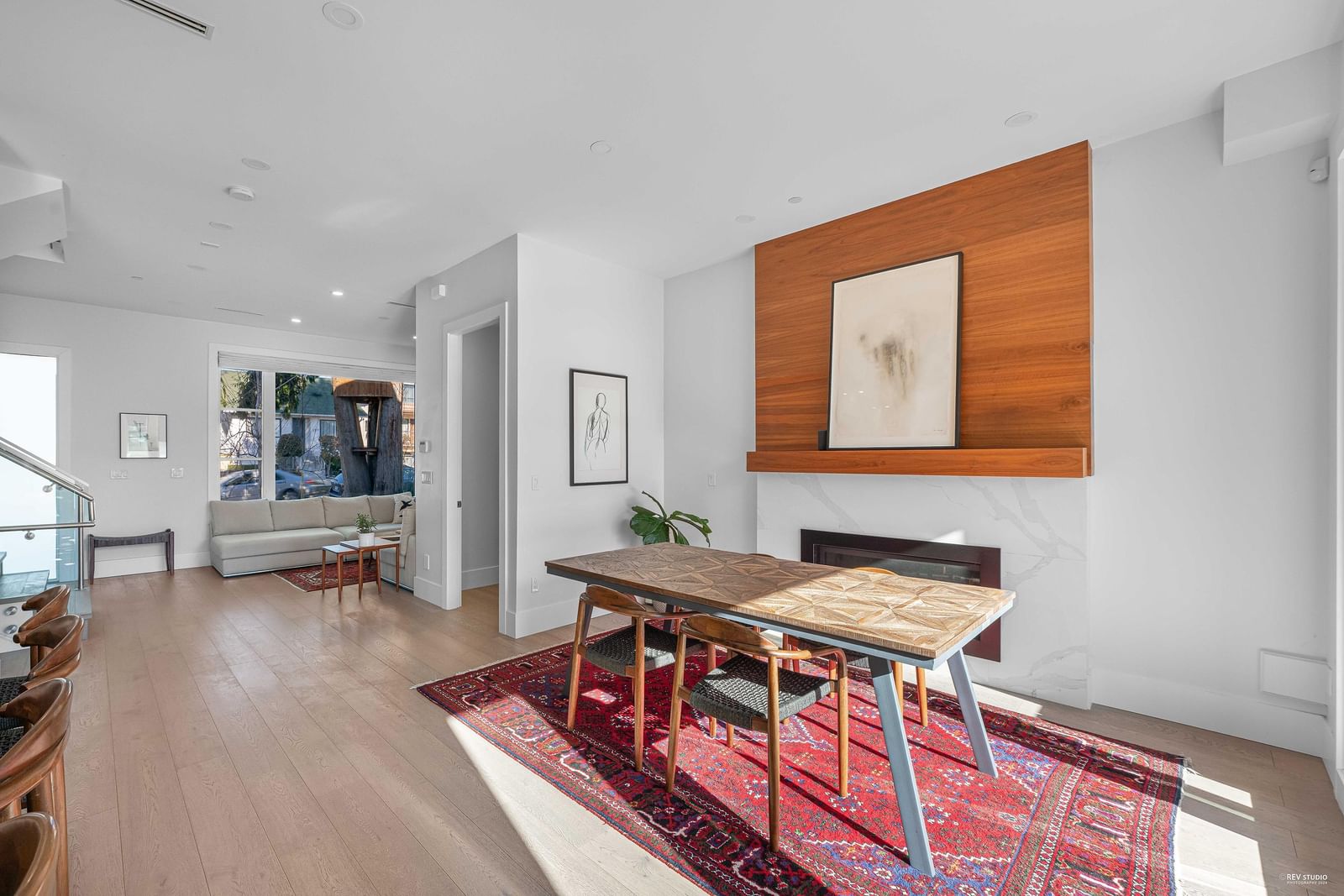 Listing Image 8