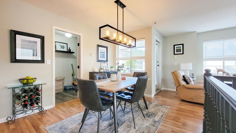 35 - 19160 119 Avenue, Pitt Meadows, V3Y 2L7 | Image 2