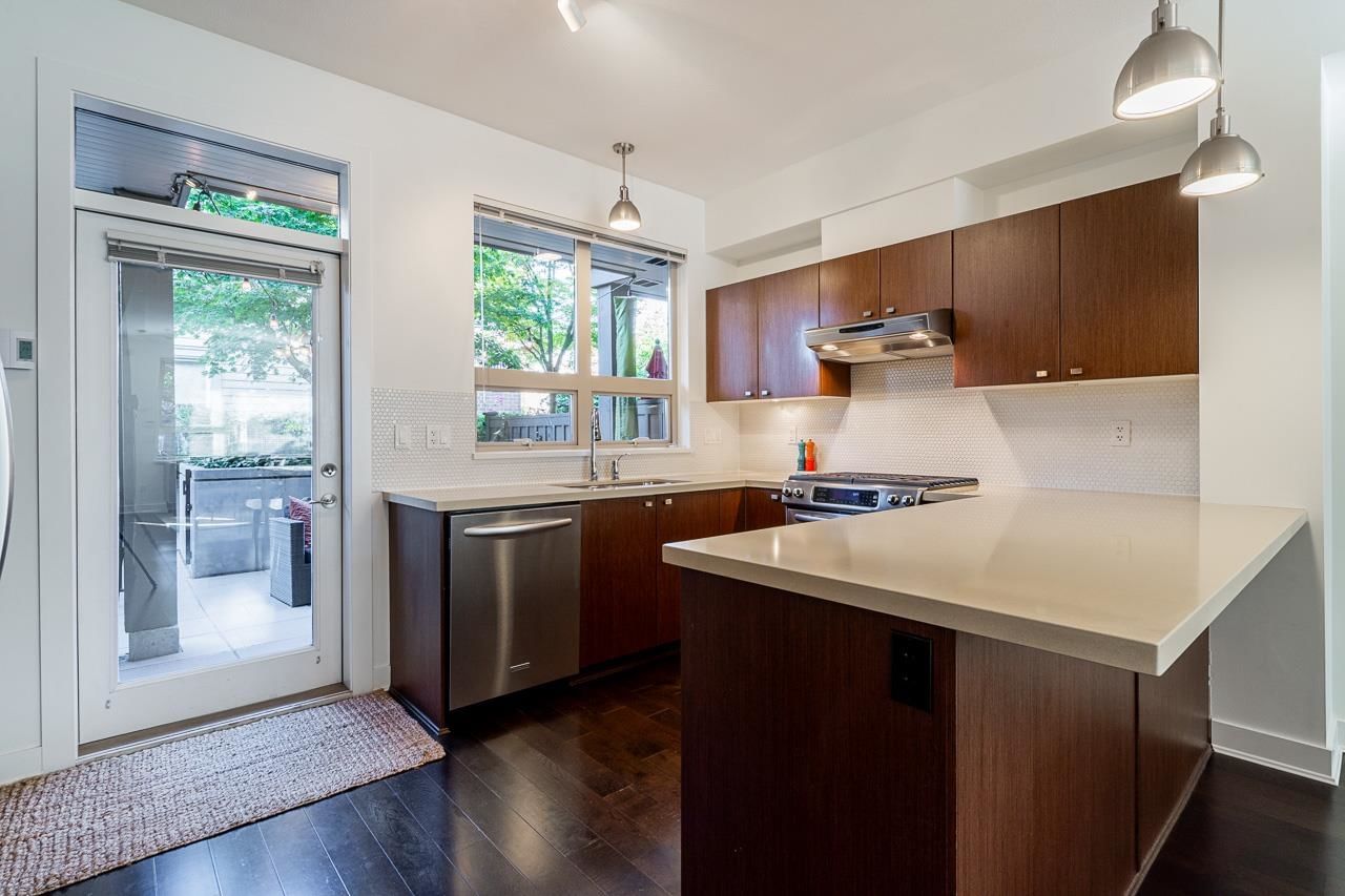 Listing Image 11