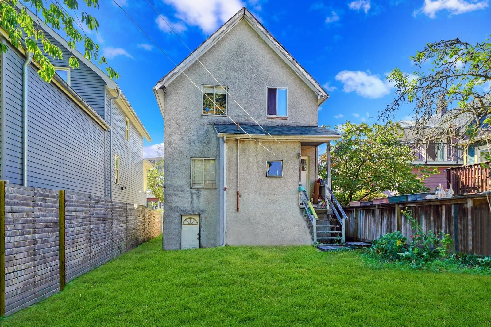 Listing Image 9