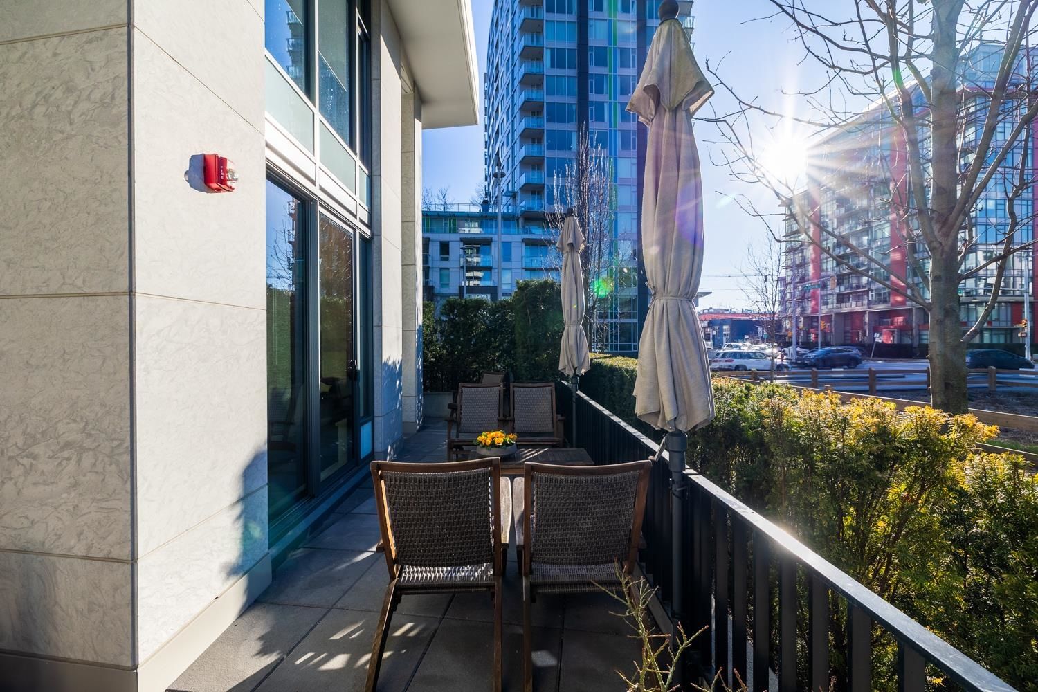 Listing Image 12