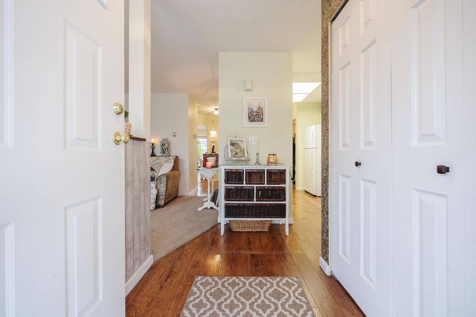 Listing Image 17