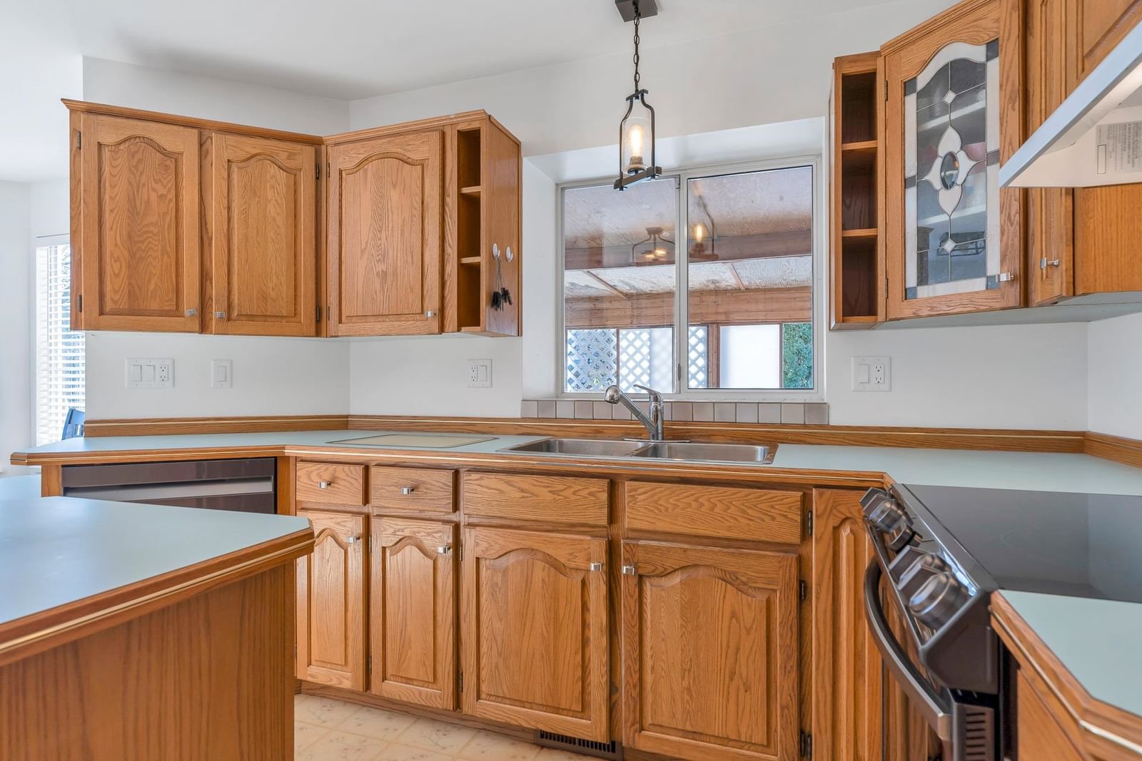 Listing Image 13