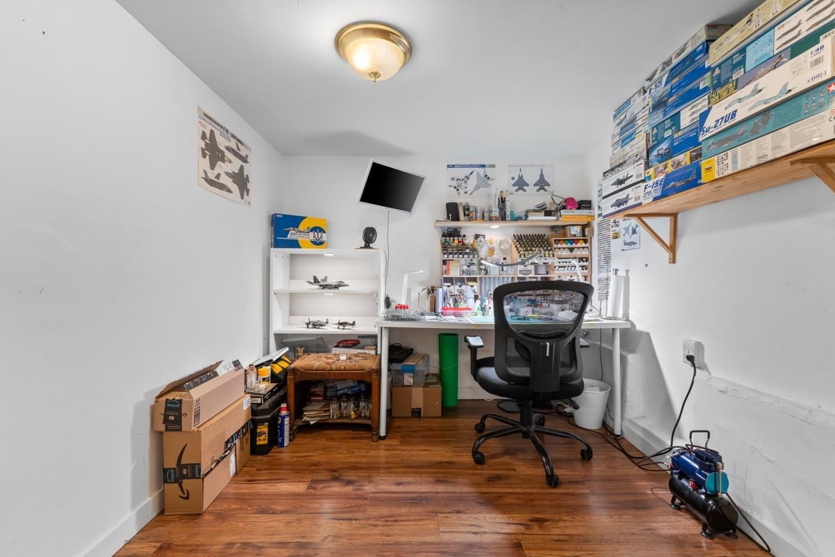 Listing Image 21