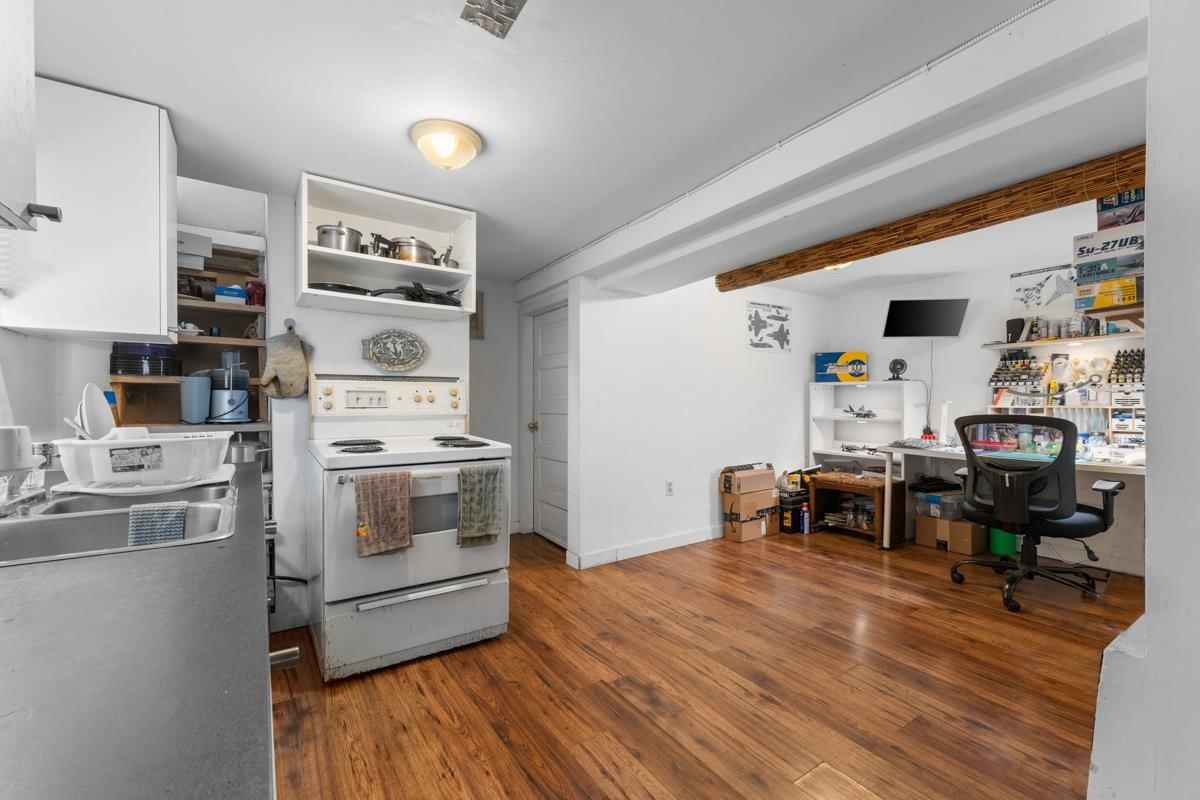 Listing Image 22