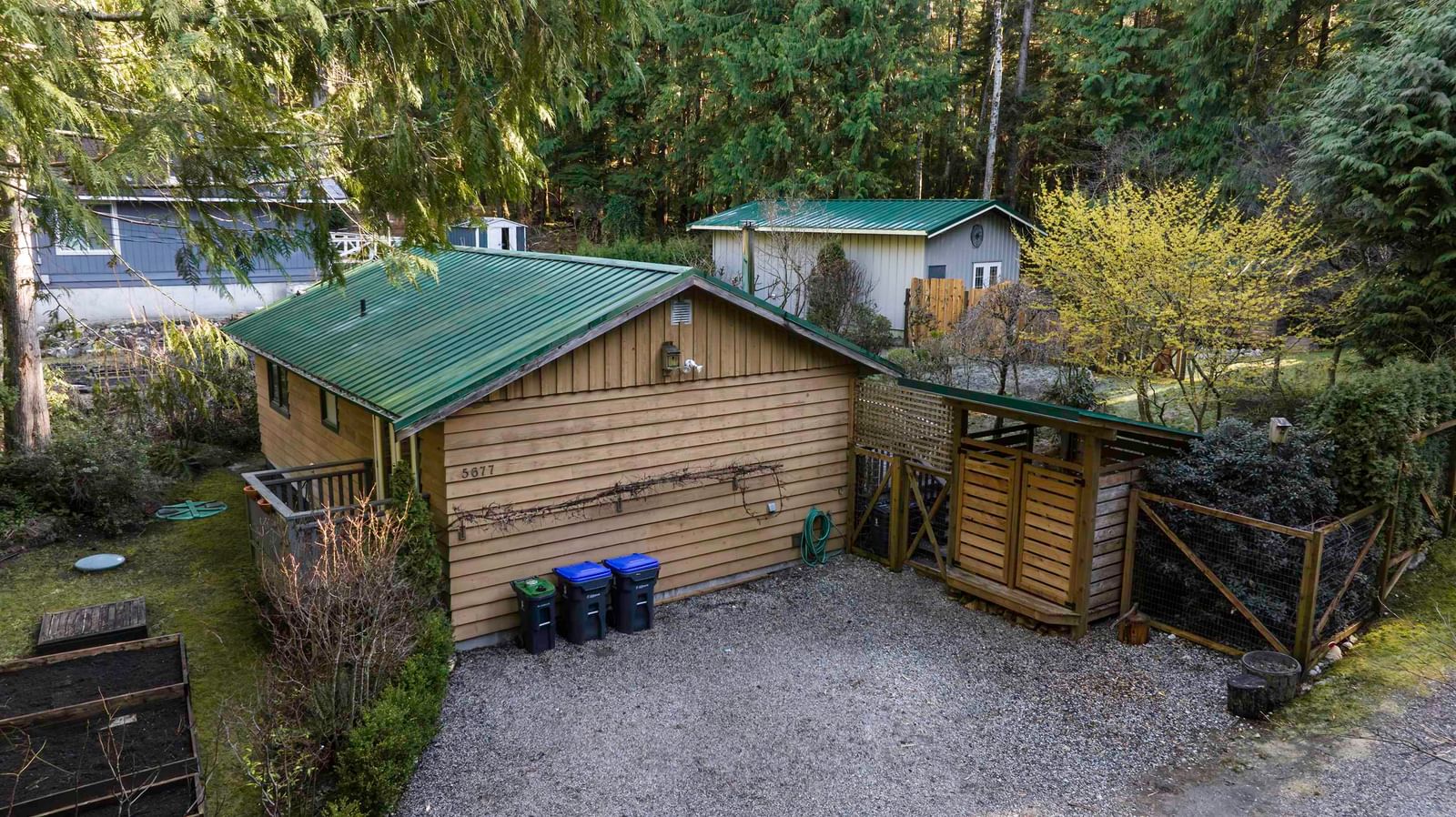 Listing Image 19