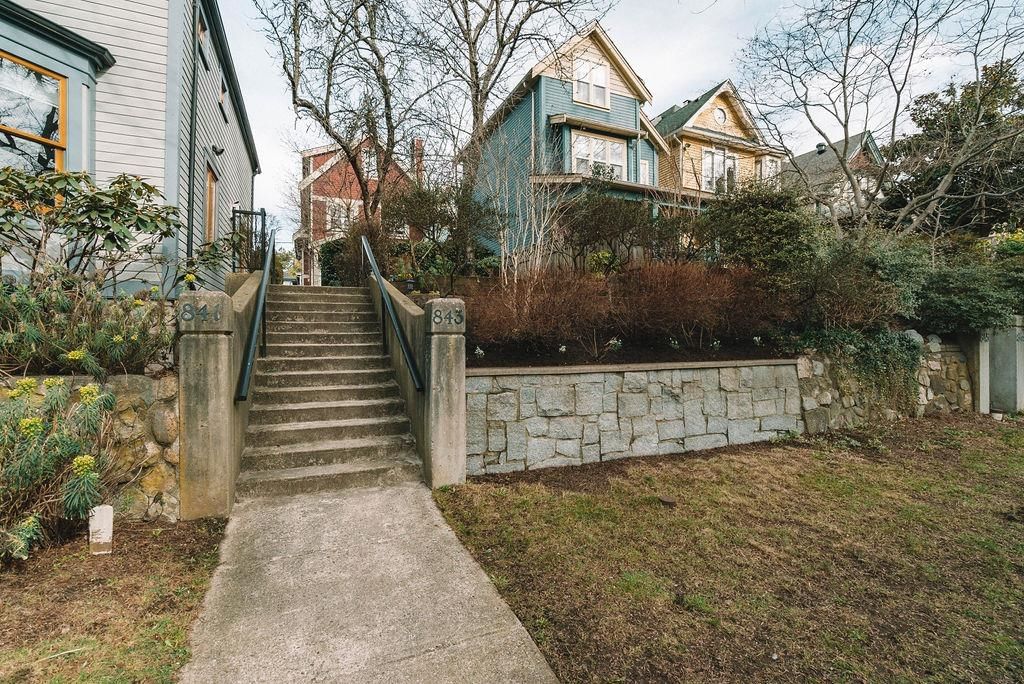 Listing Image 29