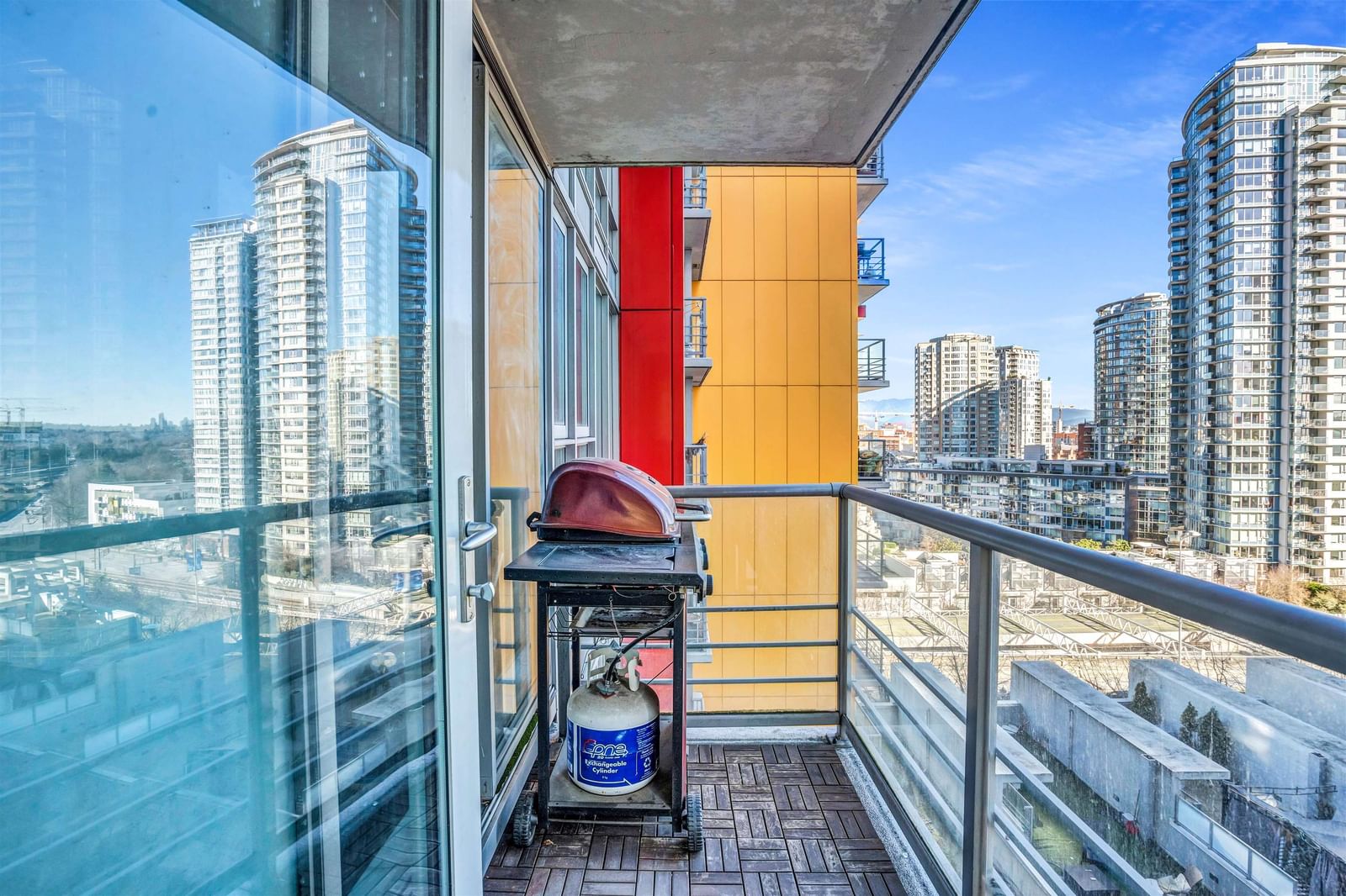 Listing Image 15