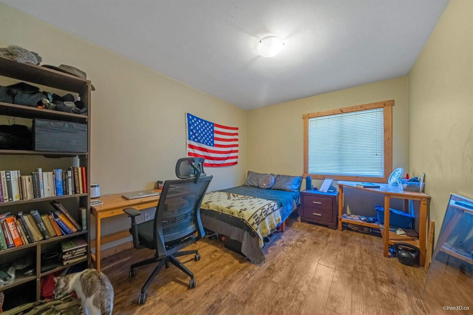 Listing Image 15