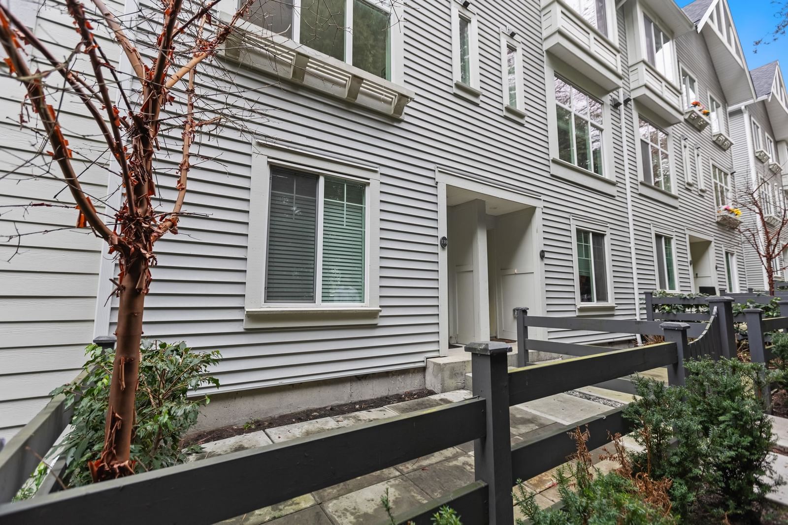 Listing Image 26