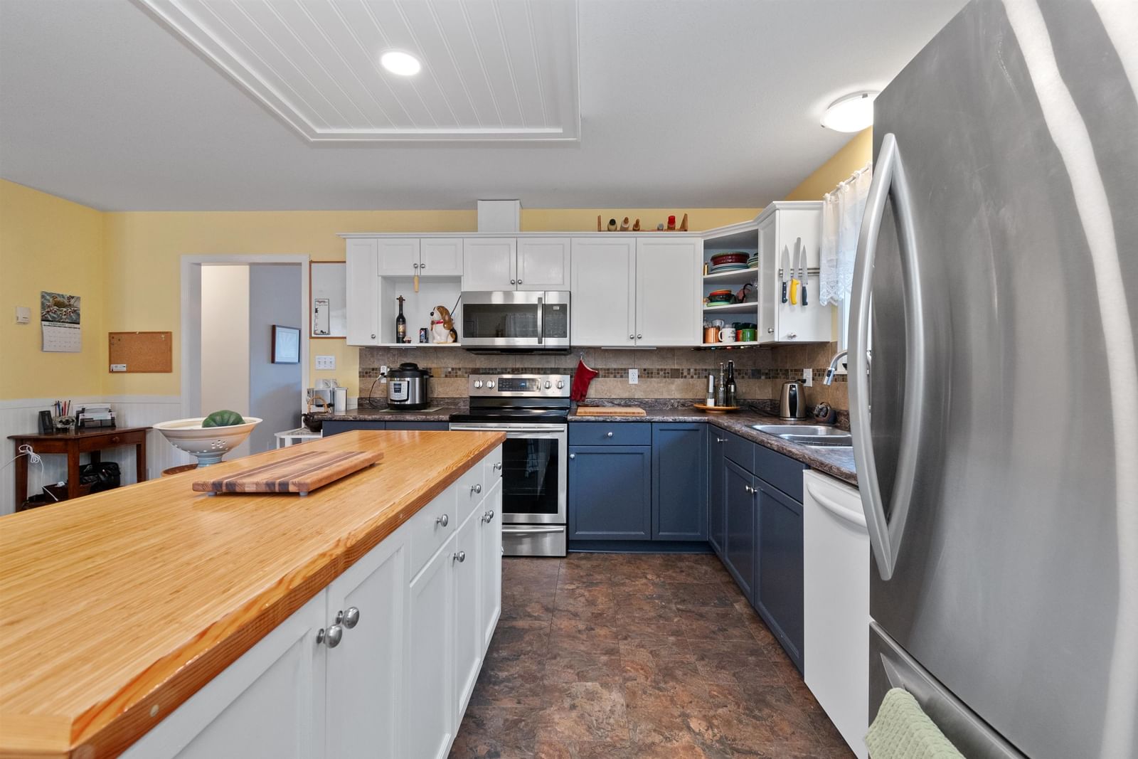Listing Image 16
