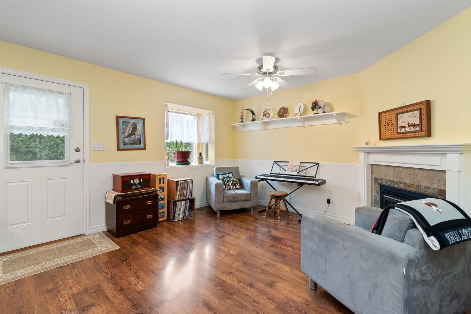 Listing Image 18