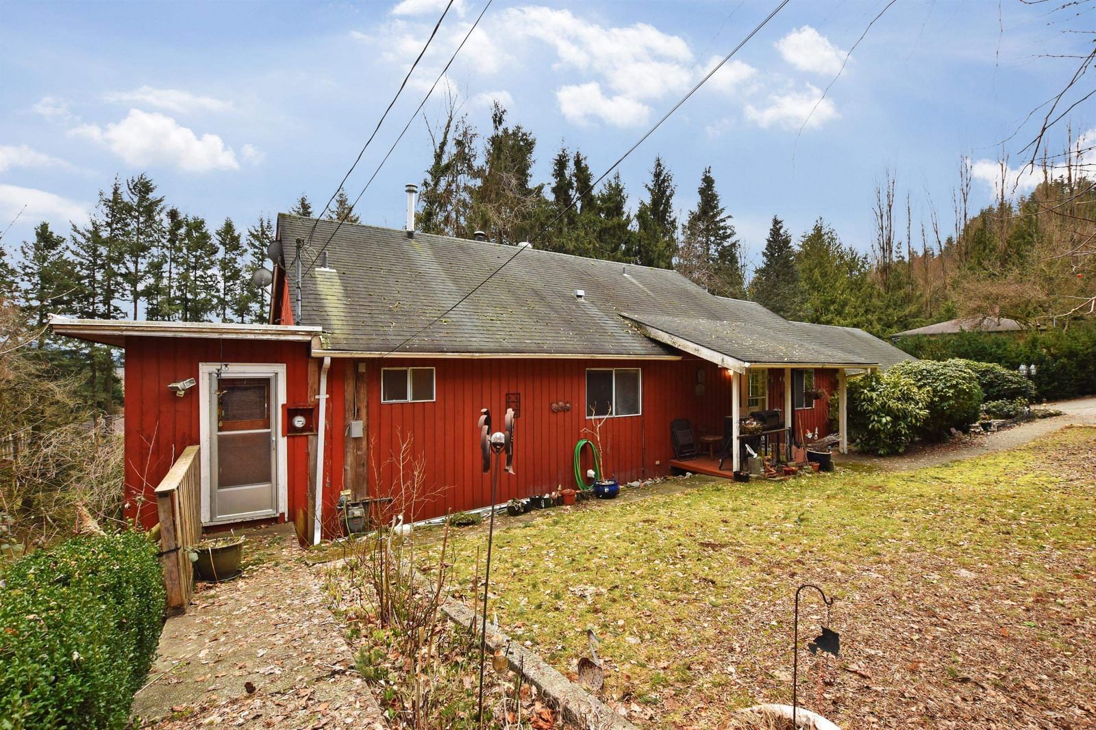 Listing Image 4