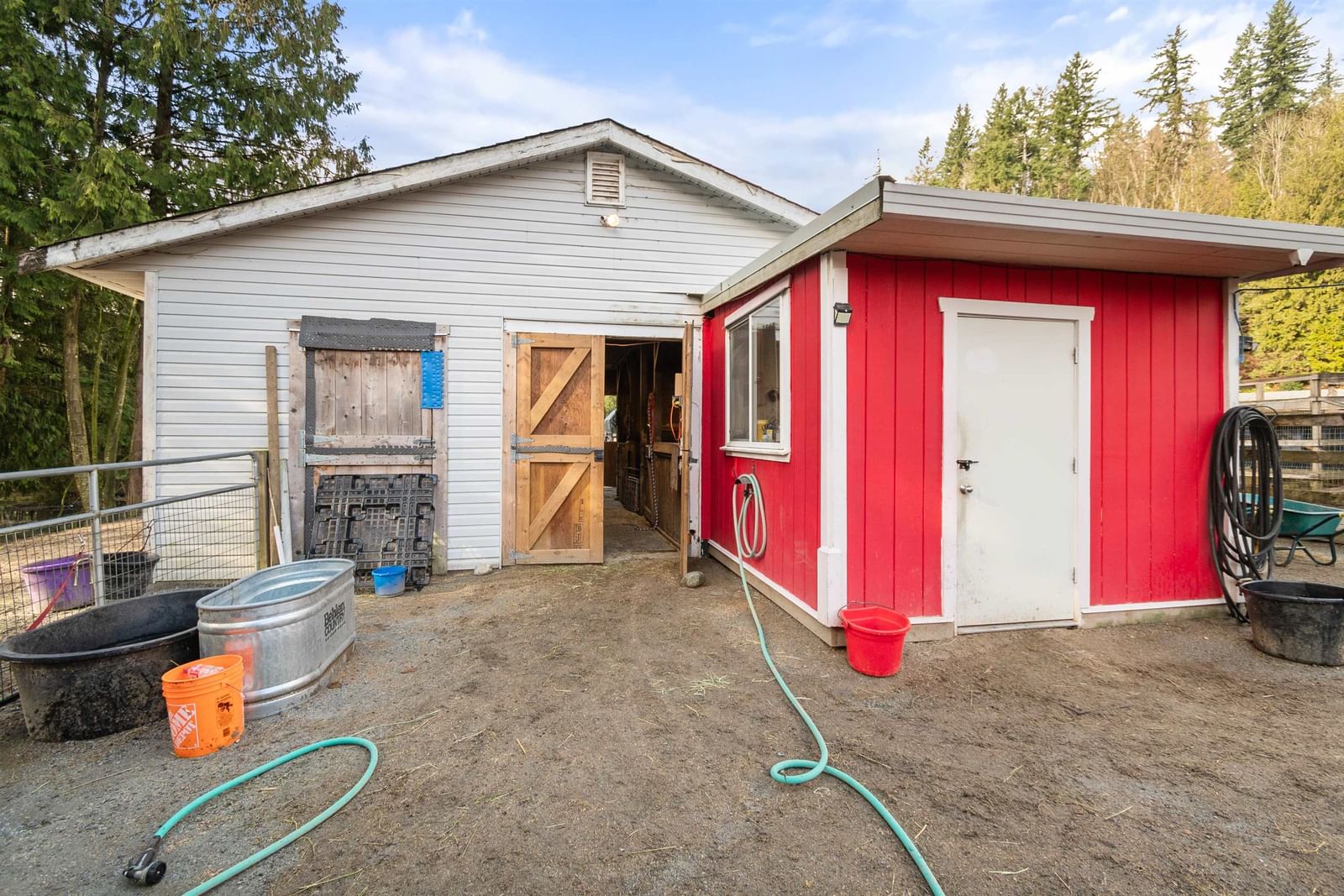 Listing Image 10