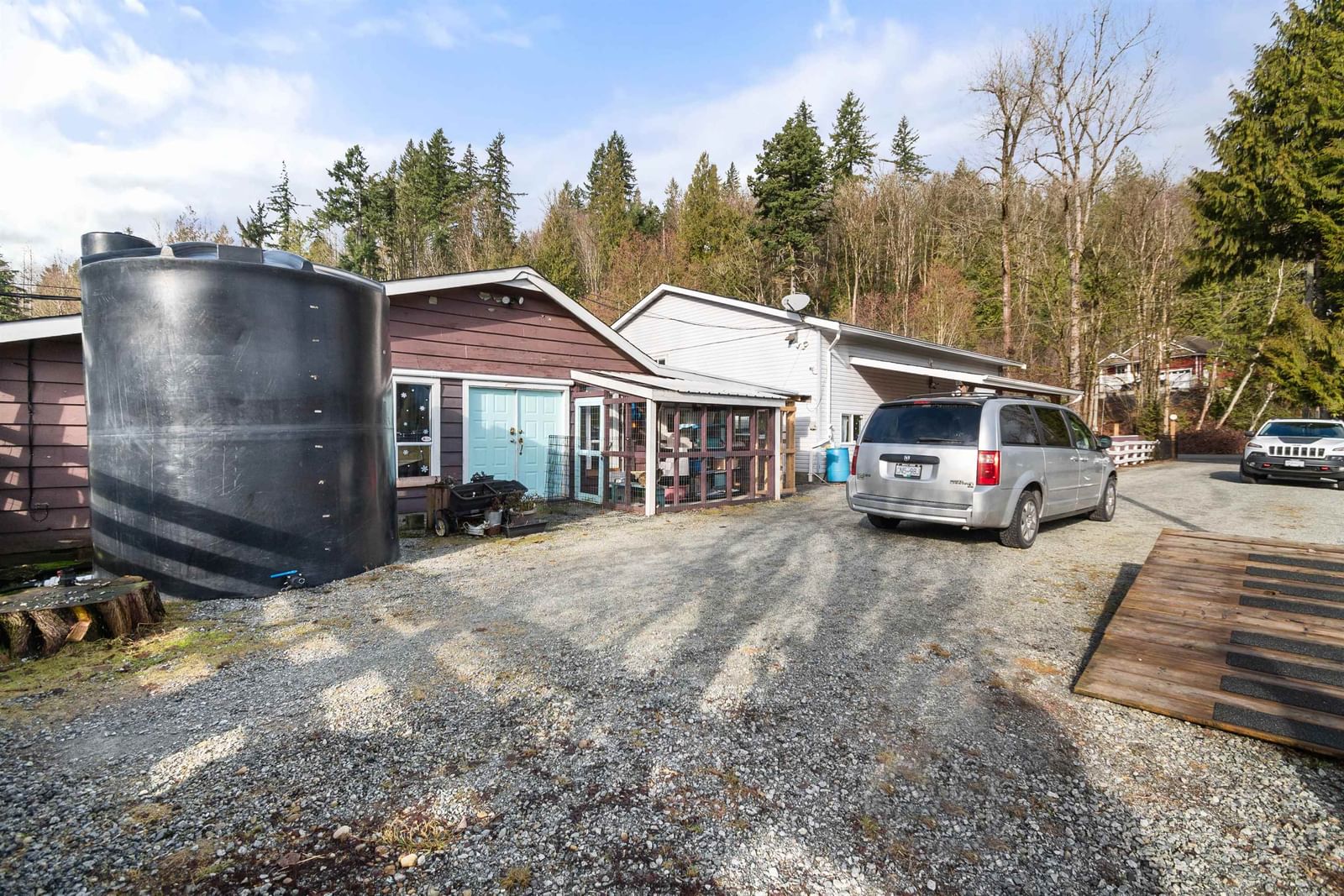 Listing Image 18