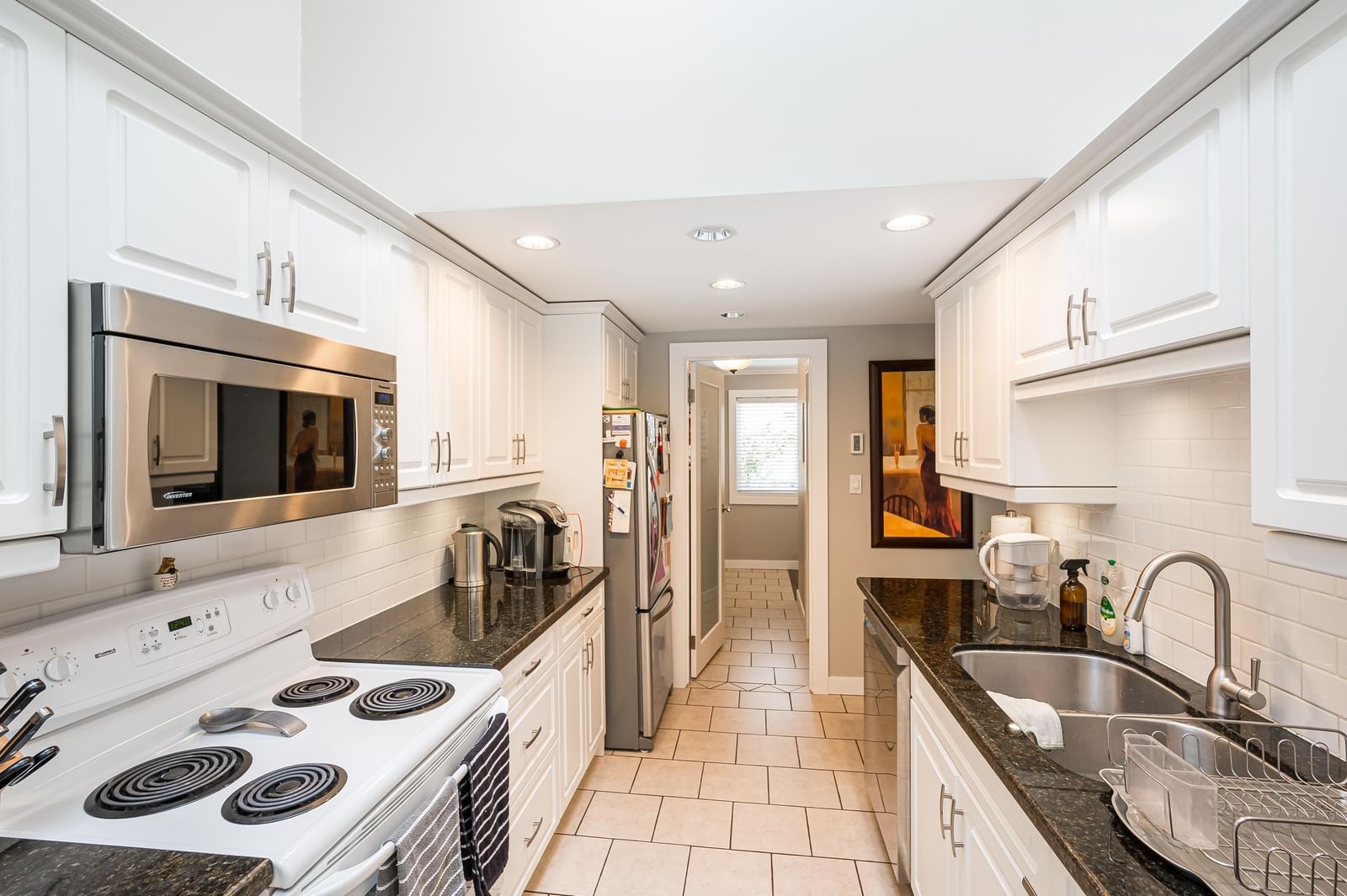 Listing Image 12