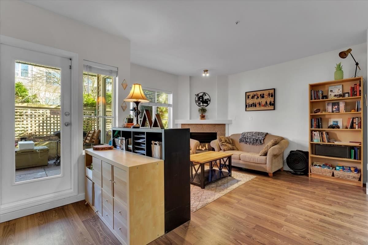 Listing Image 12