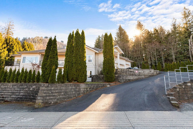 5782 Jinkerson Road, Chilliwack, V2R 0C8 | Image 2