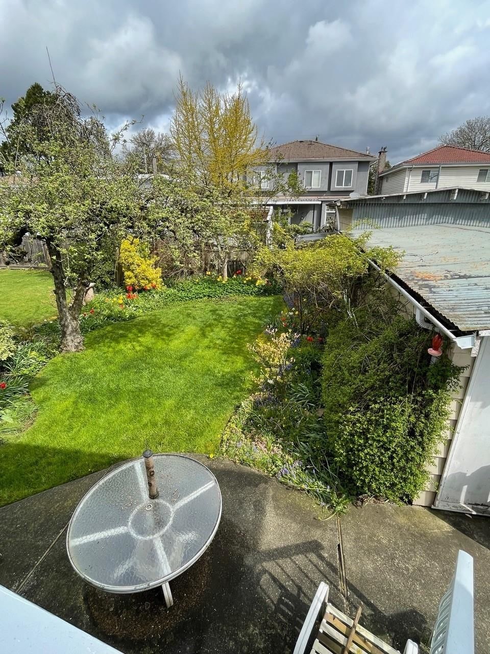 Listing Image 8