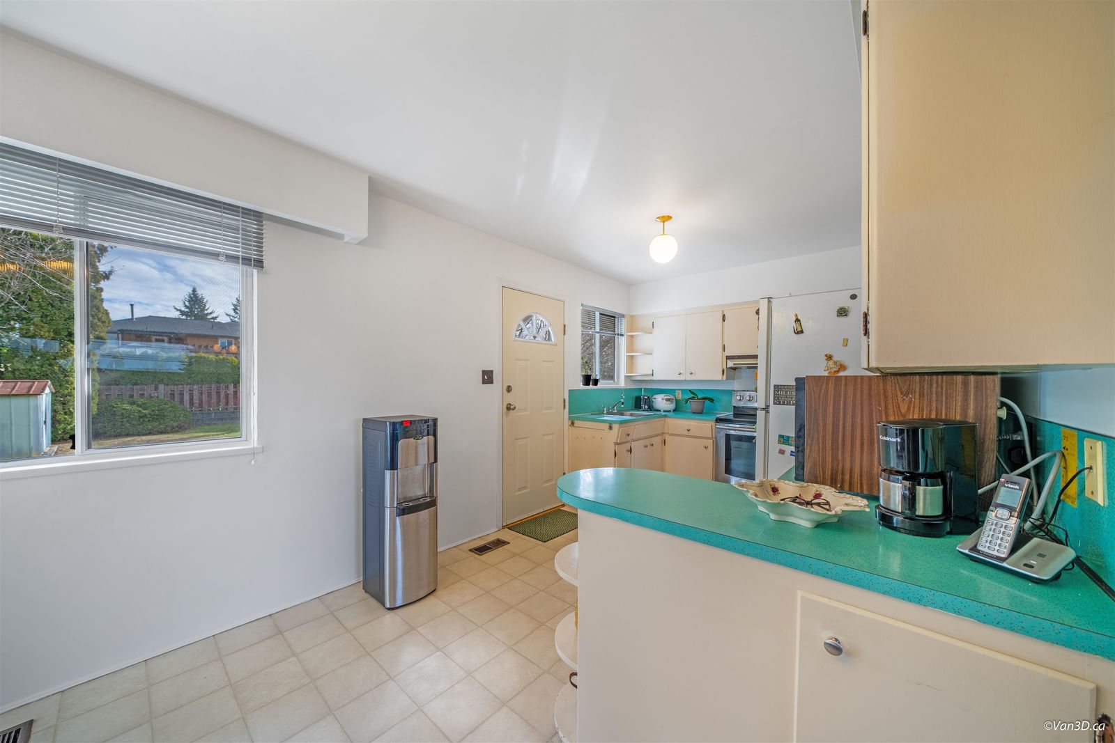 Listing Image 14