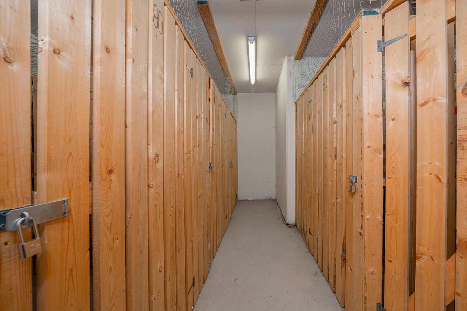Listing Image 24