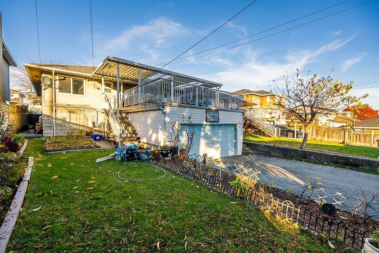 Listing Image 12