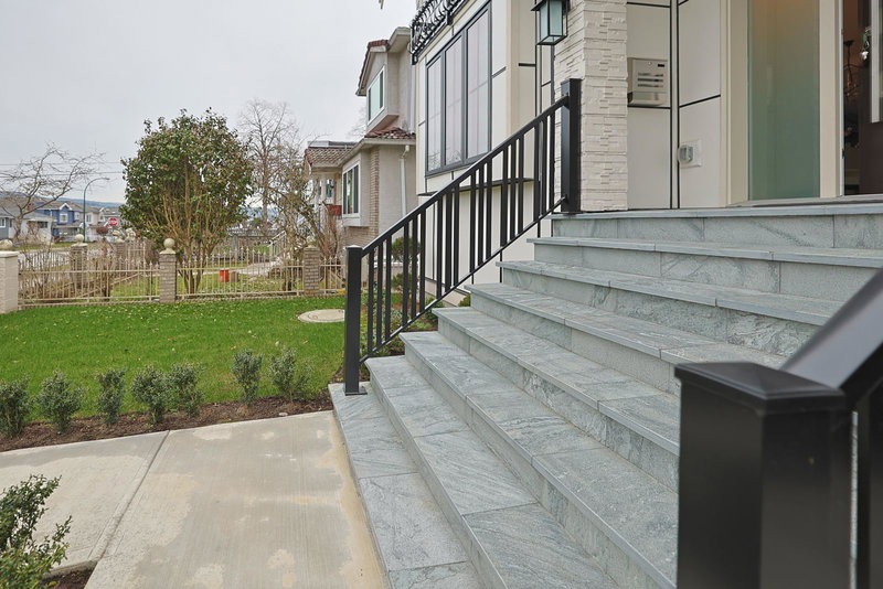 2984 Kitchener Street, Vancouver, V5K 3E5 | Image 2