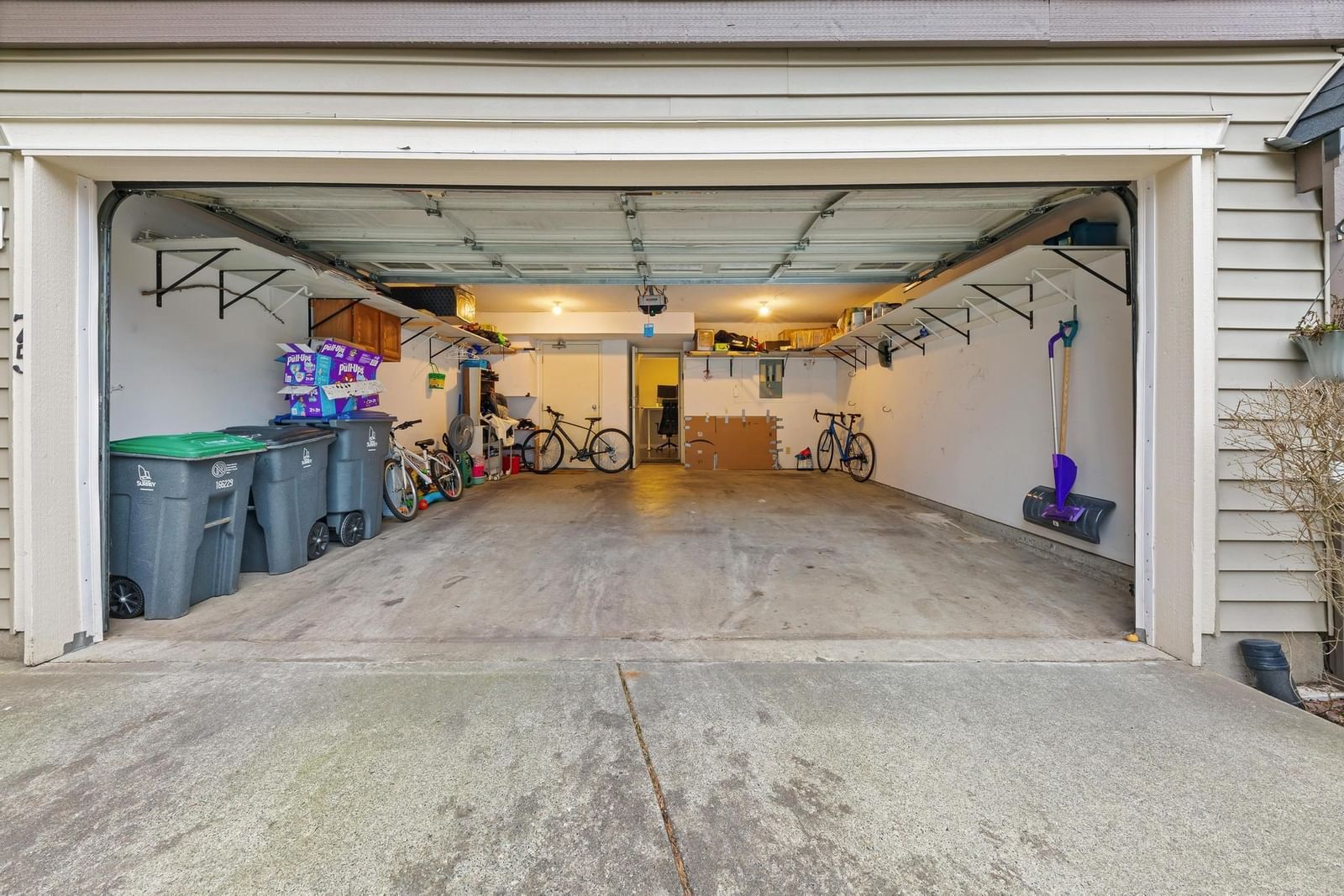 Listing Image 30