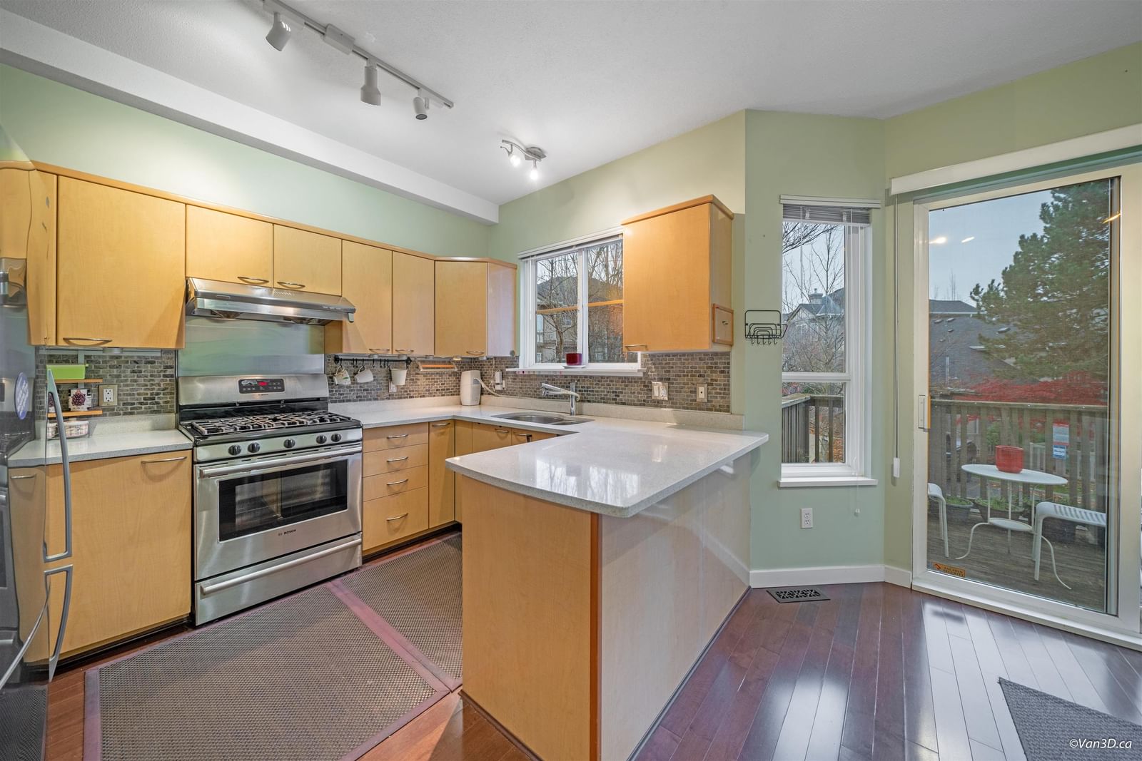 Listing Image 9