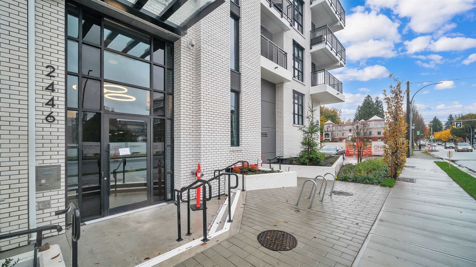 Listing Image 15