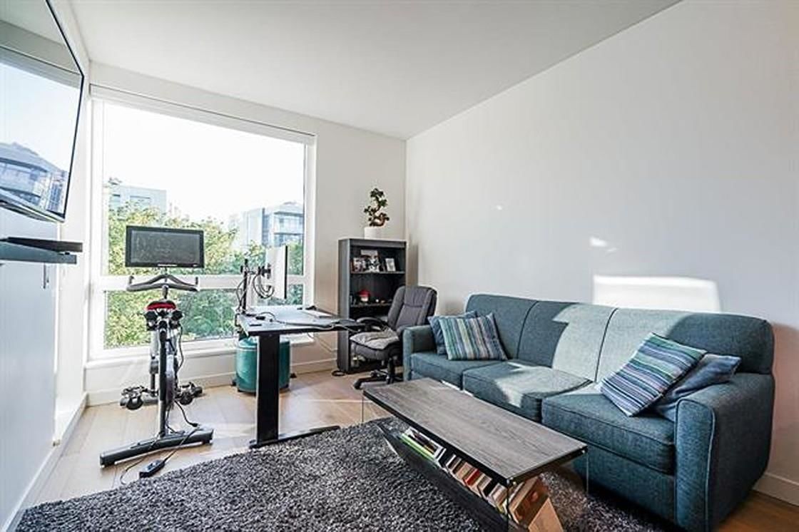 Listing Image 10