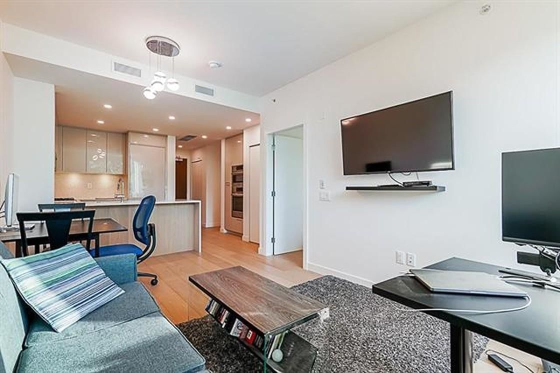 Listing Image 12