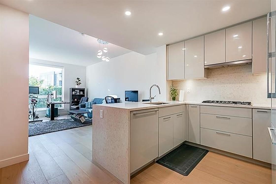 Listing Image 15