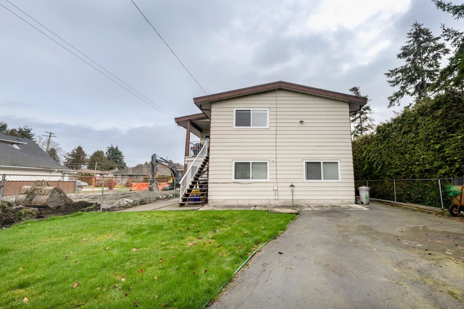 Listing Image 24