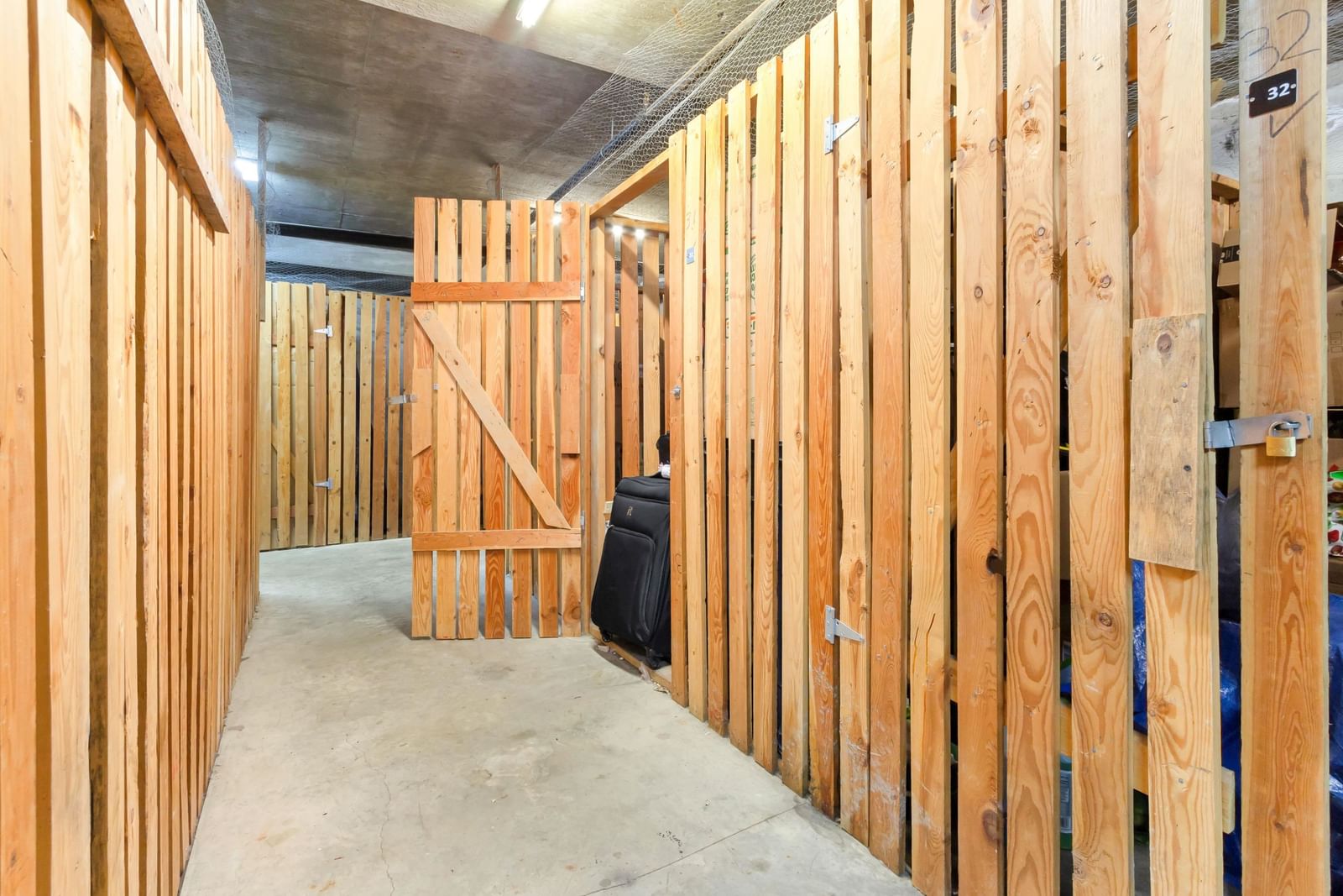 Listing Image 24