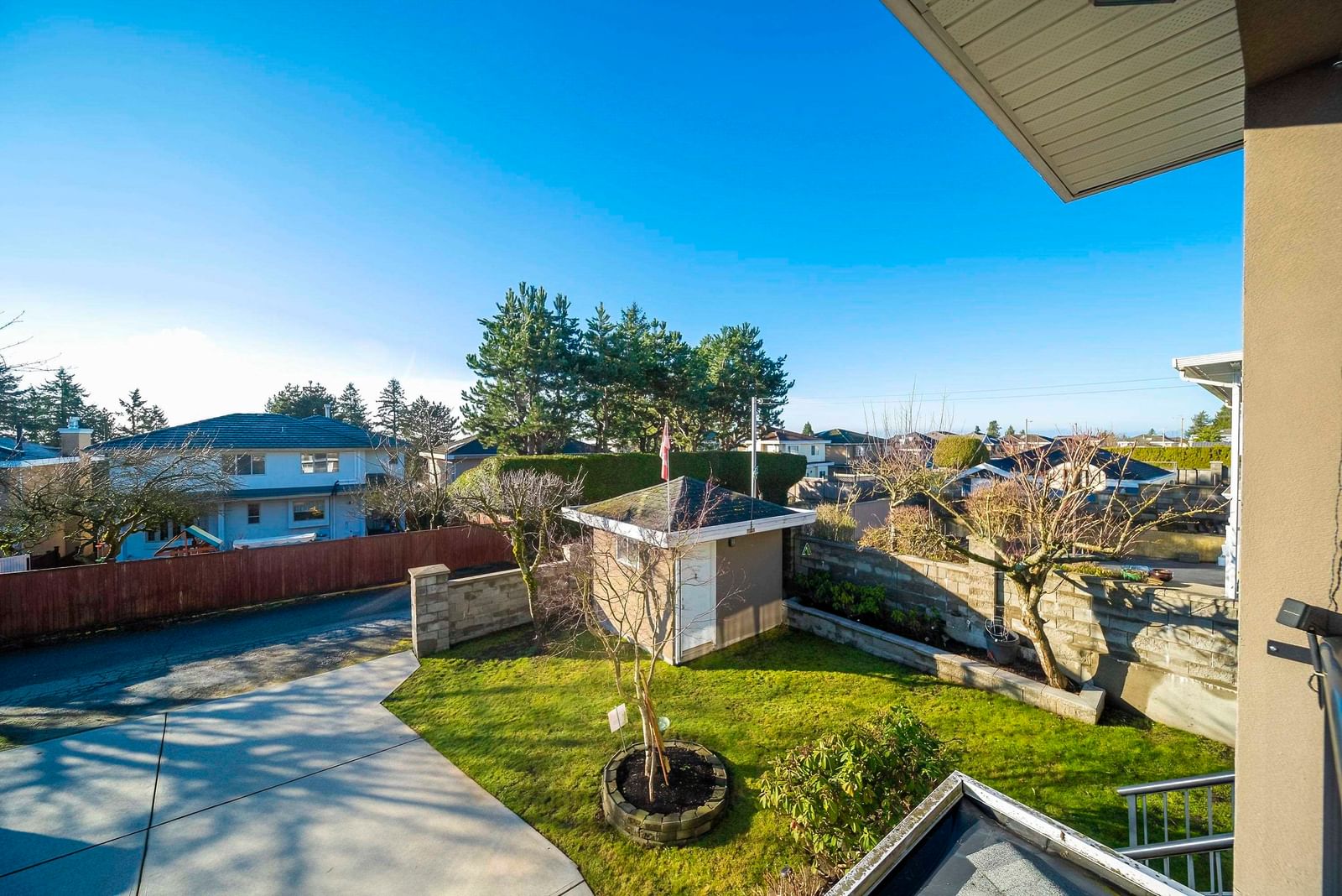 Listing Image 10